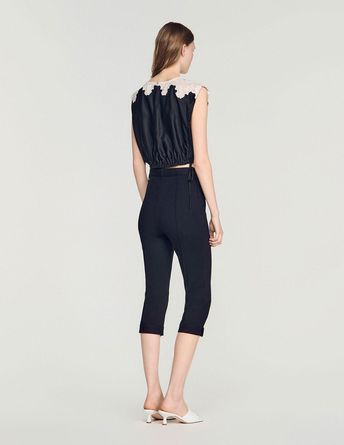 Black / Ecru