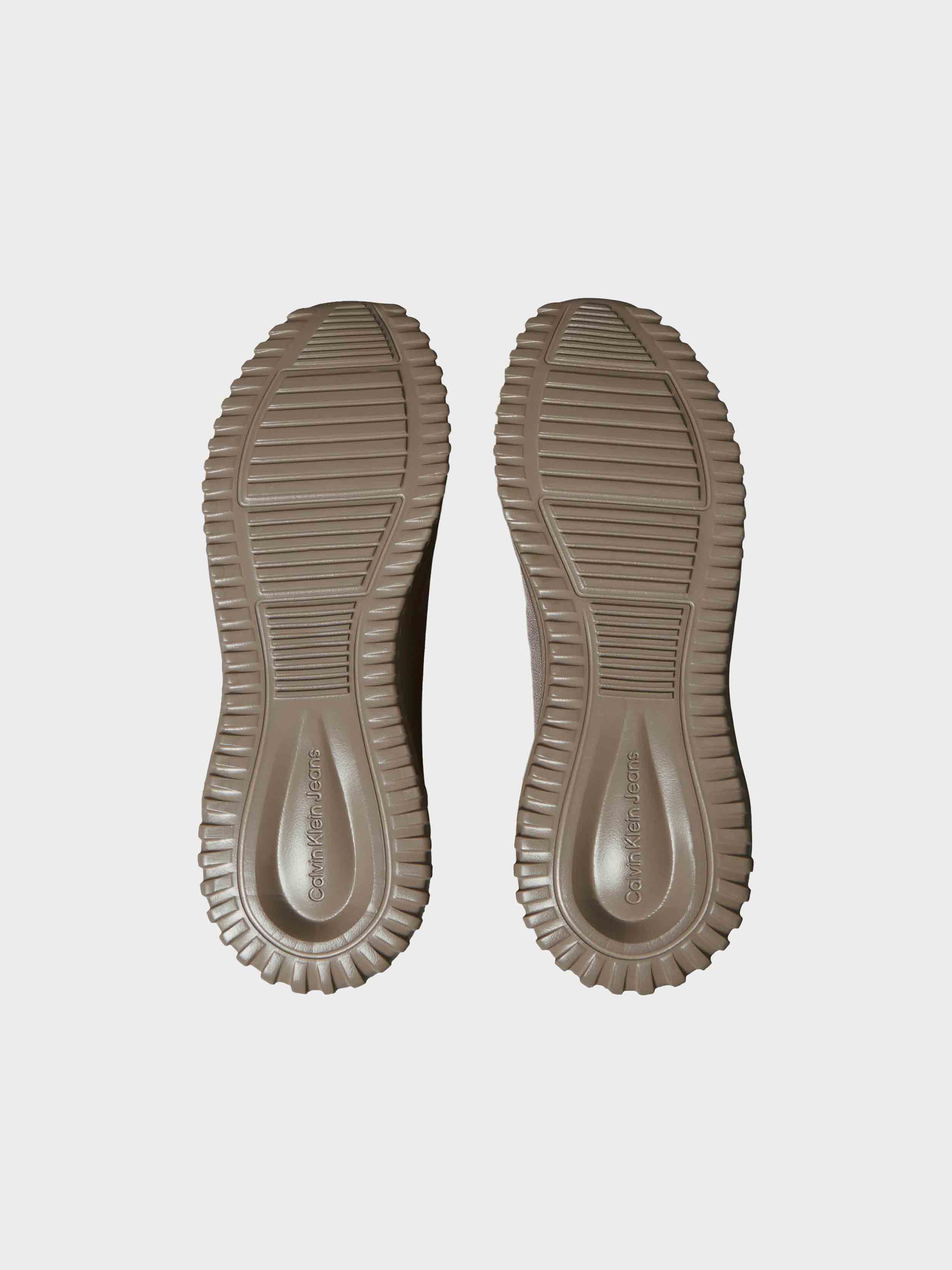 Brown / Black