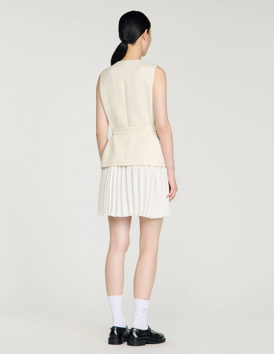 Off White