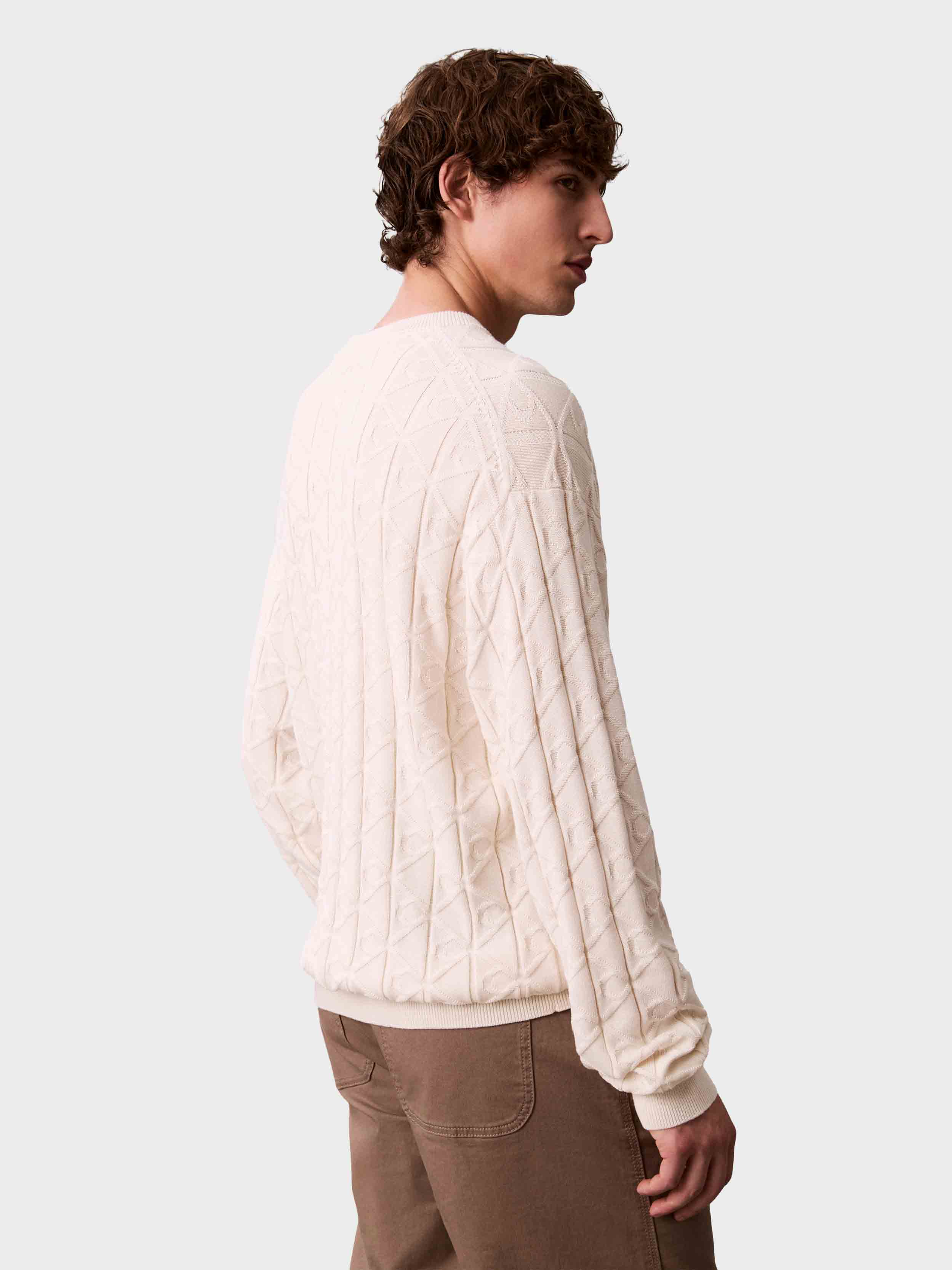 Off White
