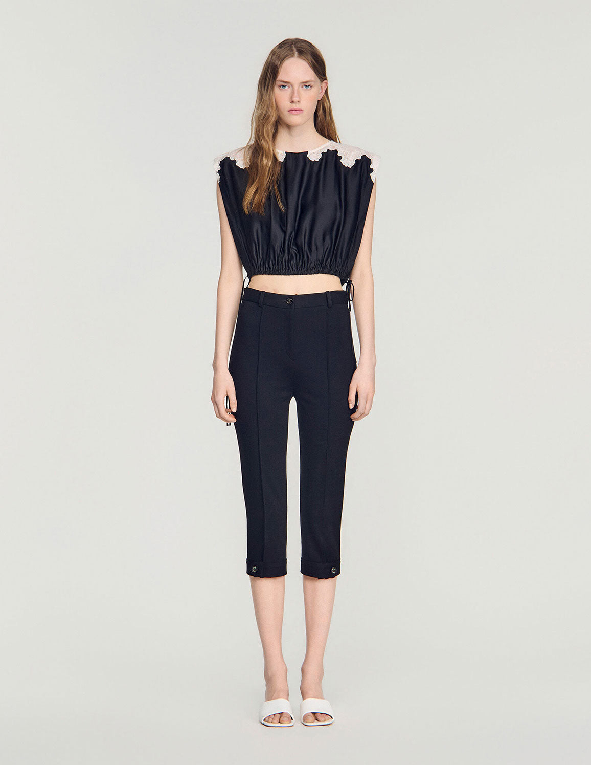 Black / Ecru