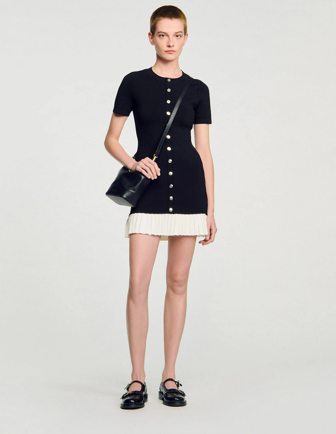 Black / Ecru